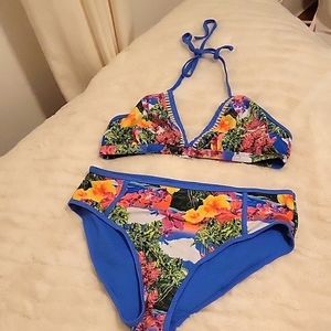 Floral 2 piece bikini